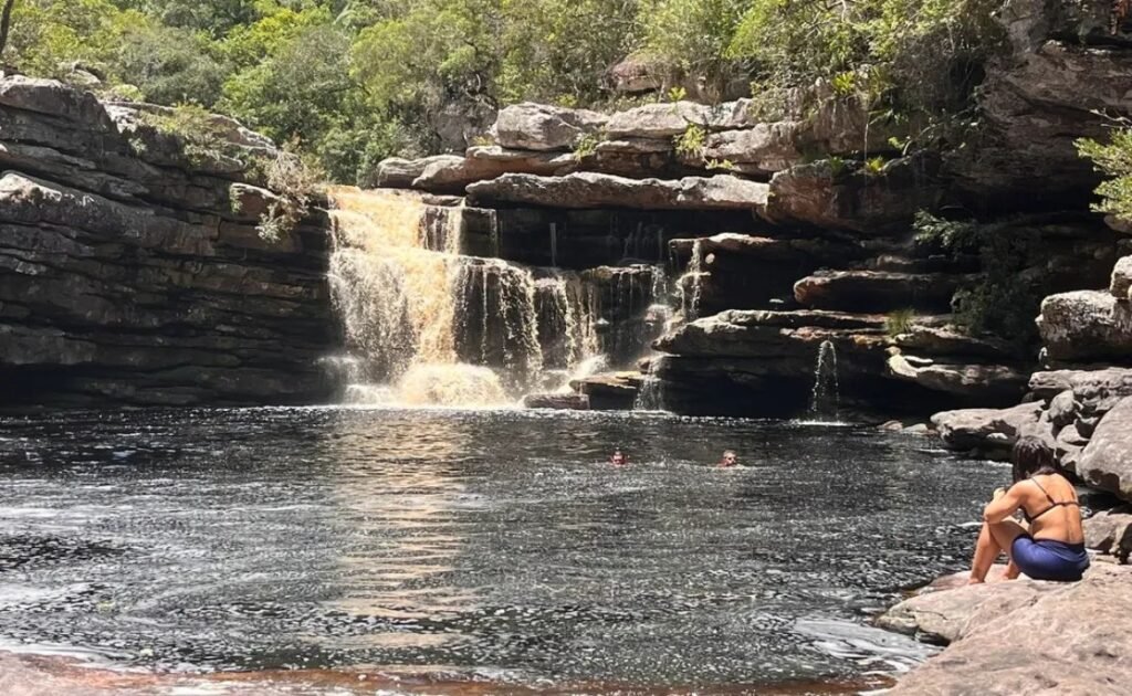 Cachoeira da Fumacinha waterfall hike in Chapada Diamantina