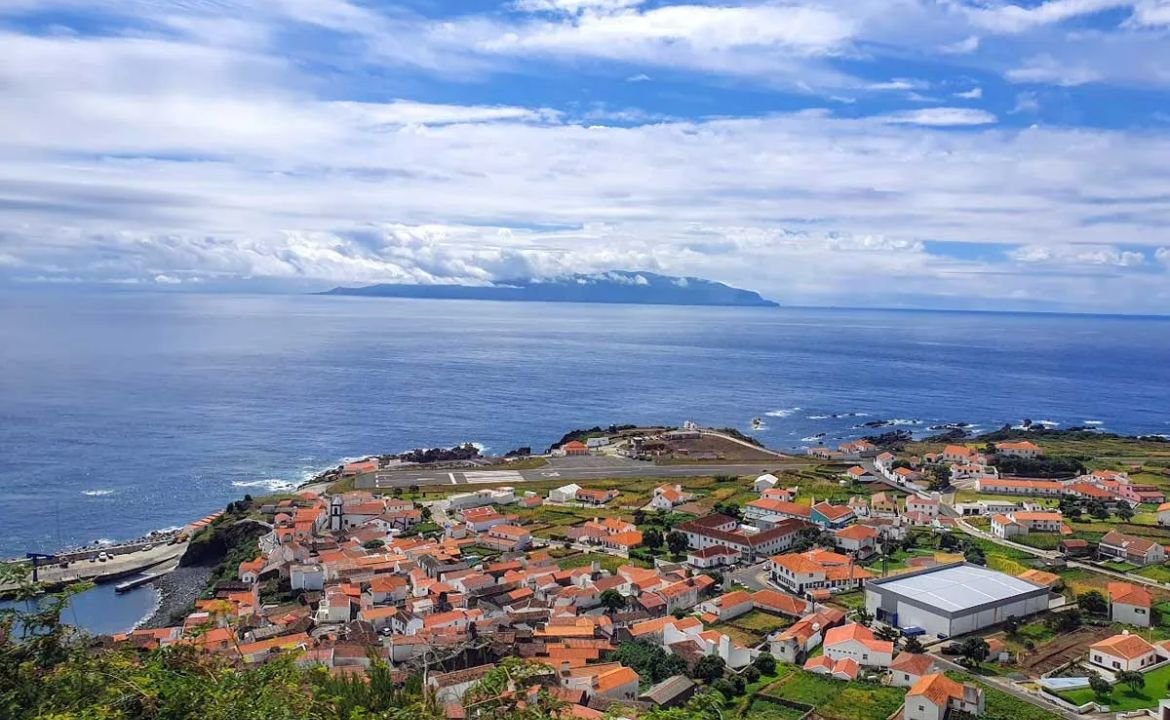 Corvo Island – Complete Travel Guide to the Smallest Island of the Azores