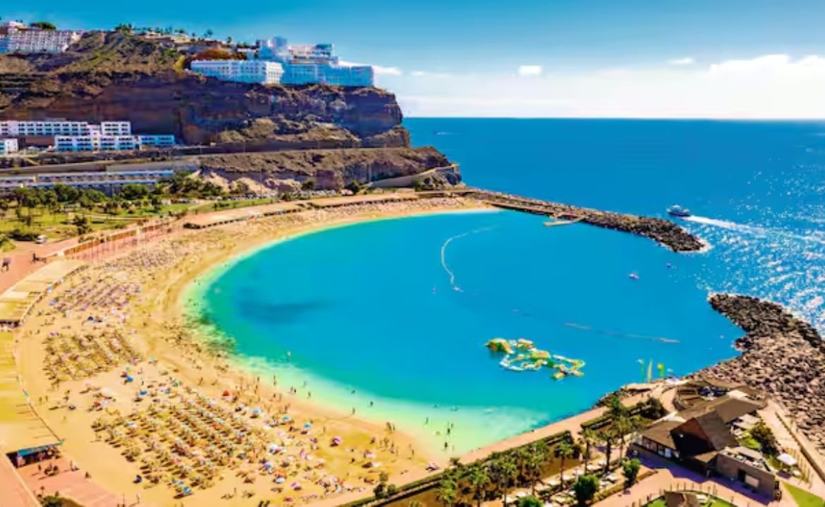 Gran Canaria Beaches: Complete Travel Guide for 2026