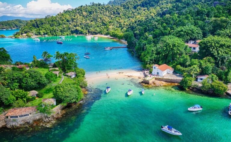 Isla Grande Brazil: Best Beaches, Resorts & Travel Tips