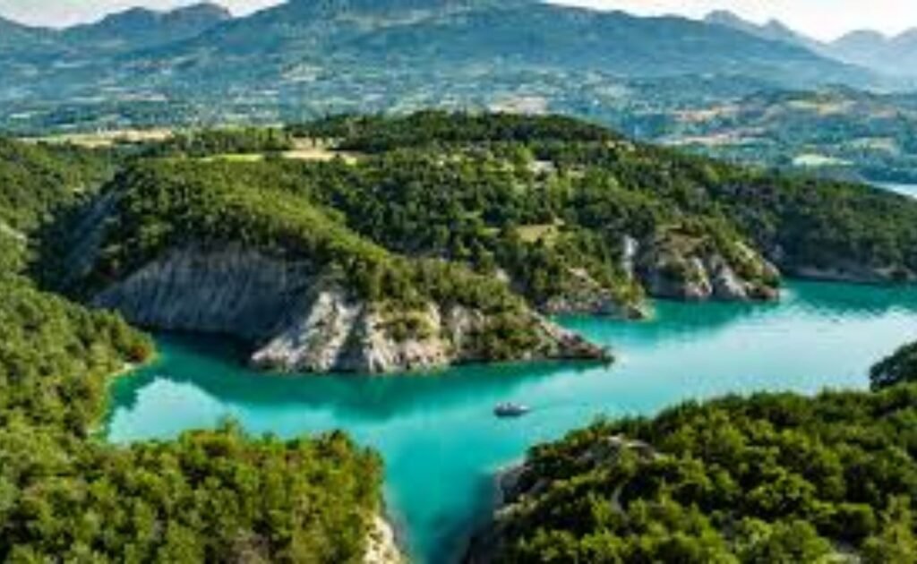 Lac de Serre-Ponçon