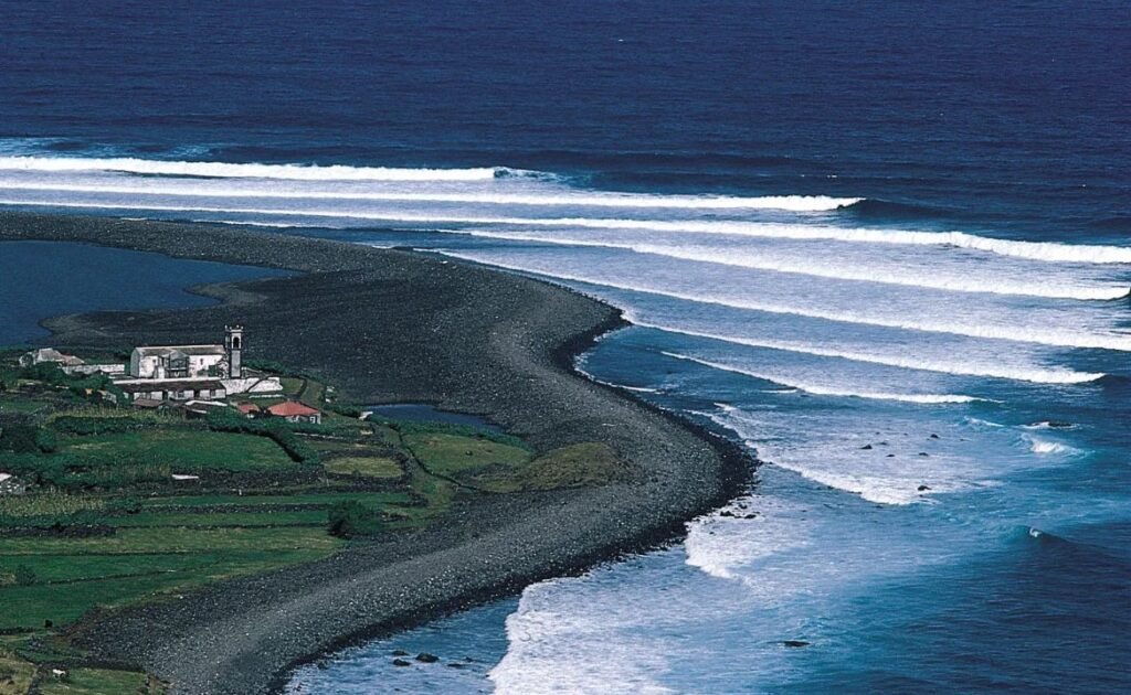 The east IN AZORES