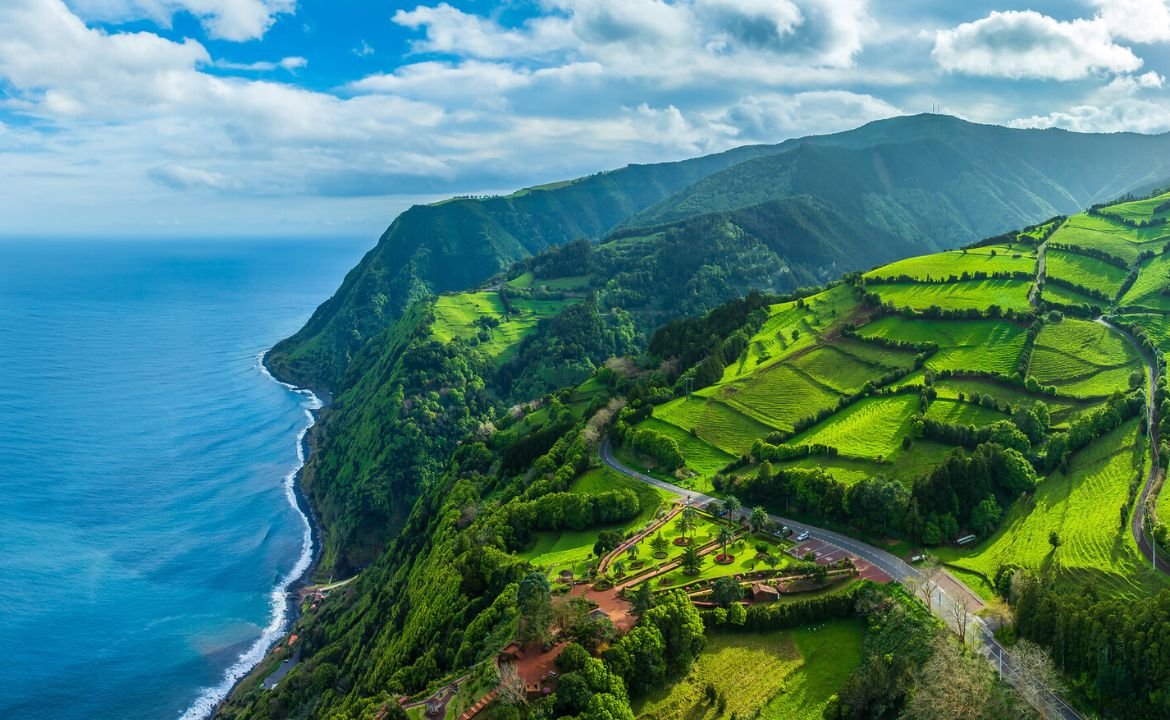 Azores Vacation Itinerary 2026 Best Islands, Routes & Travel Tips